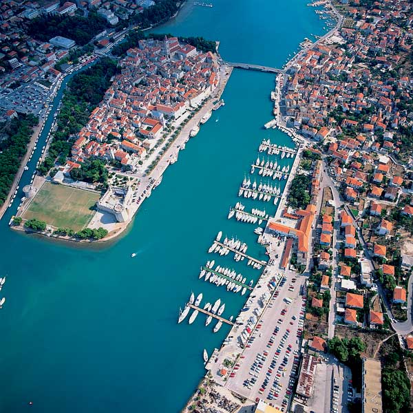 Trogir, ACI Marina (Nautika Kufner)